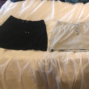 2 Croft & Barrel Skorts Black & Grey Size Medium